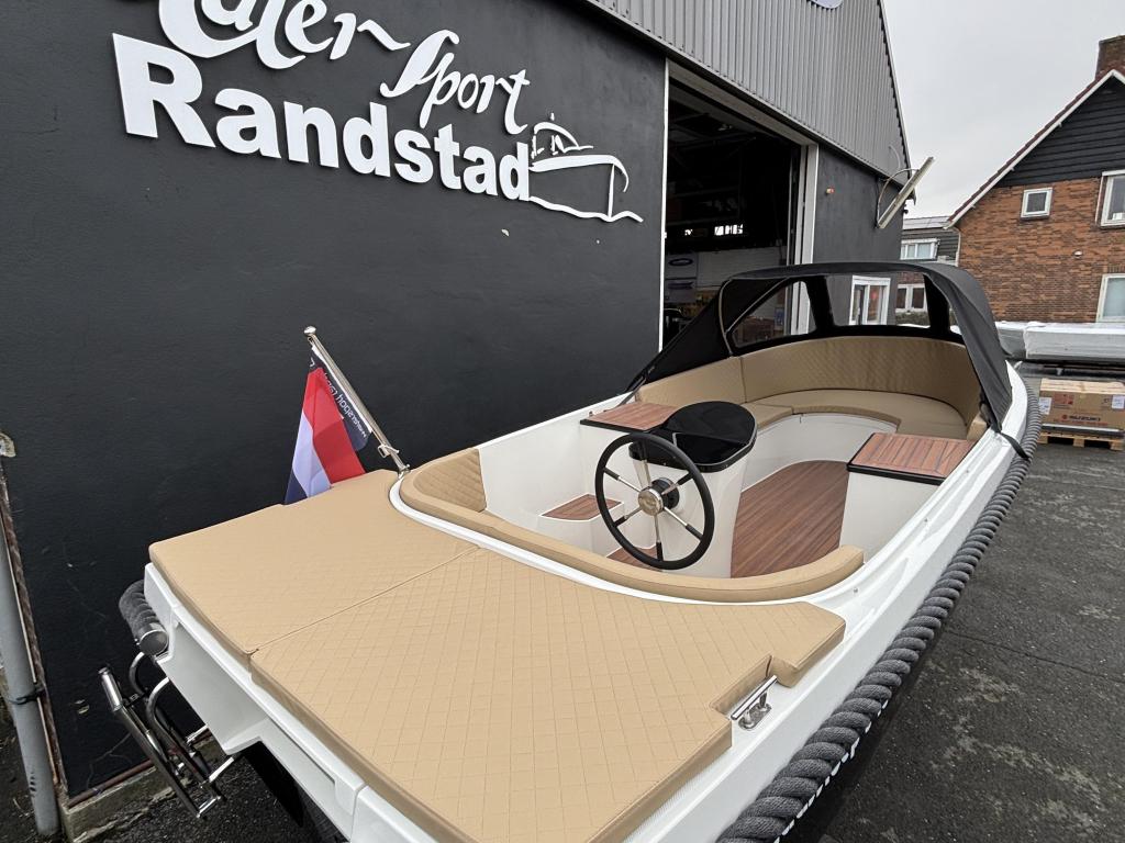 Maassloep 540 | Nieuw | Elektrisch of Benzine, Watersport en Boten, Sloepen, Niet ingevuld, Niet ingevuld, Polyester, Niet ingevuld