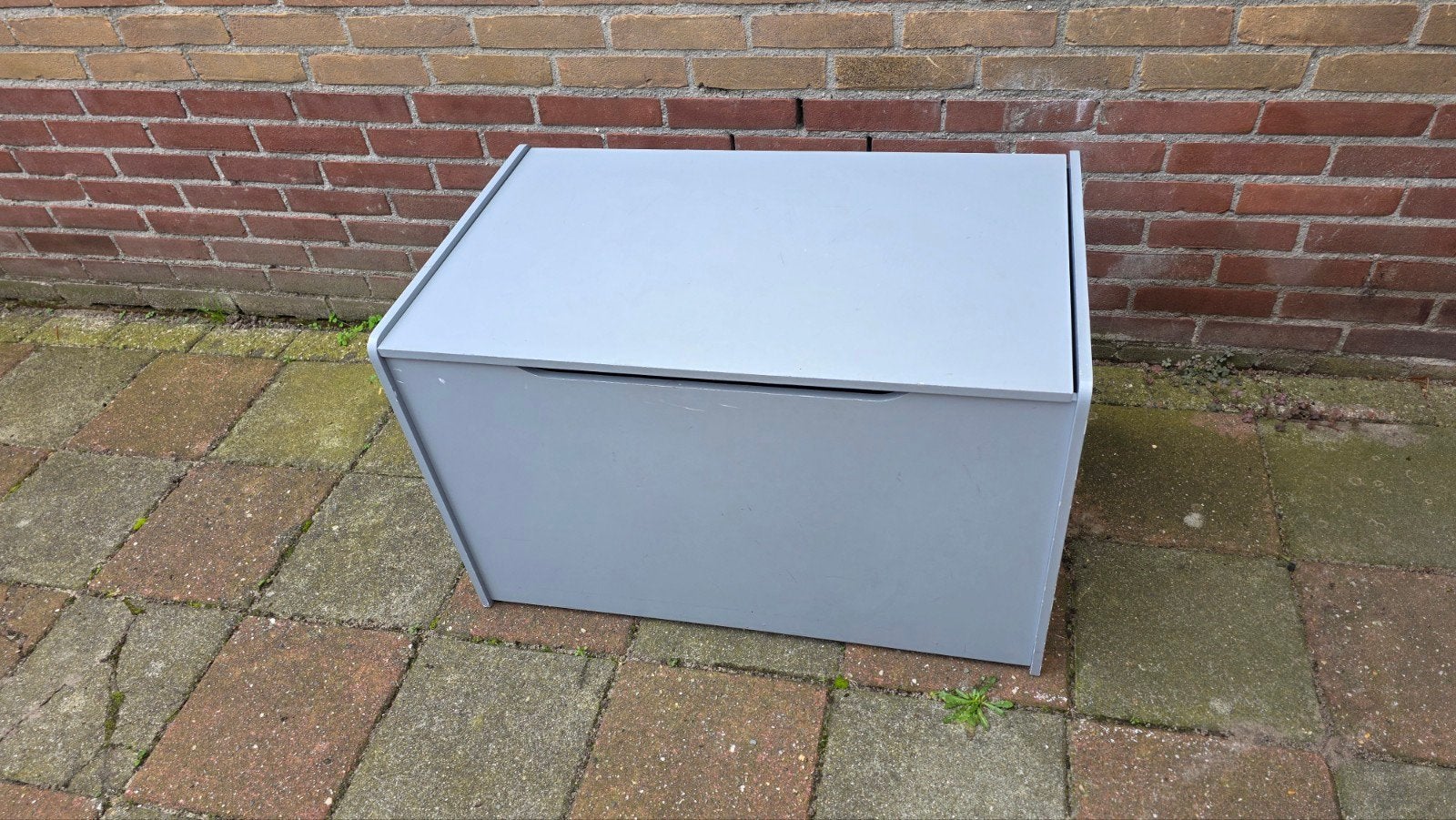 Grijze speelgoedkist met deksel - 80x49x49cm, Kinderen en Baby's, Ophalen, Gebruikt