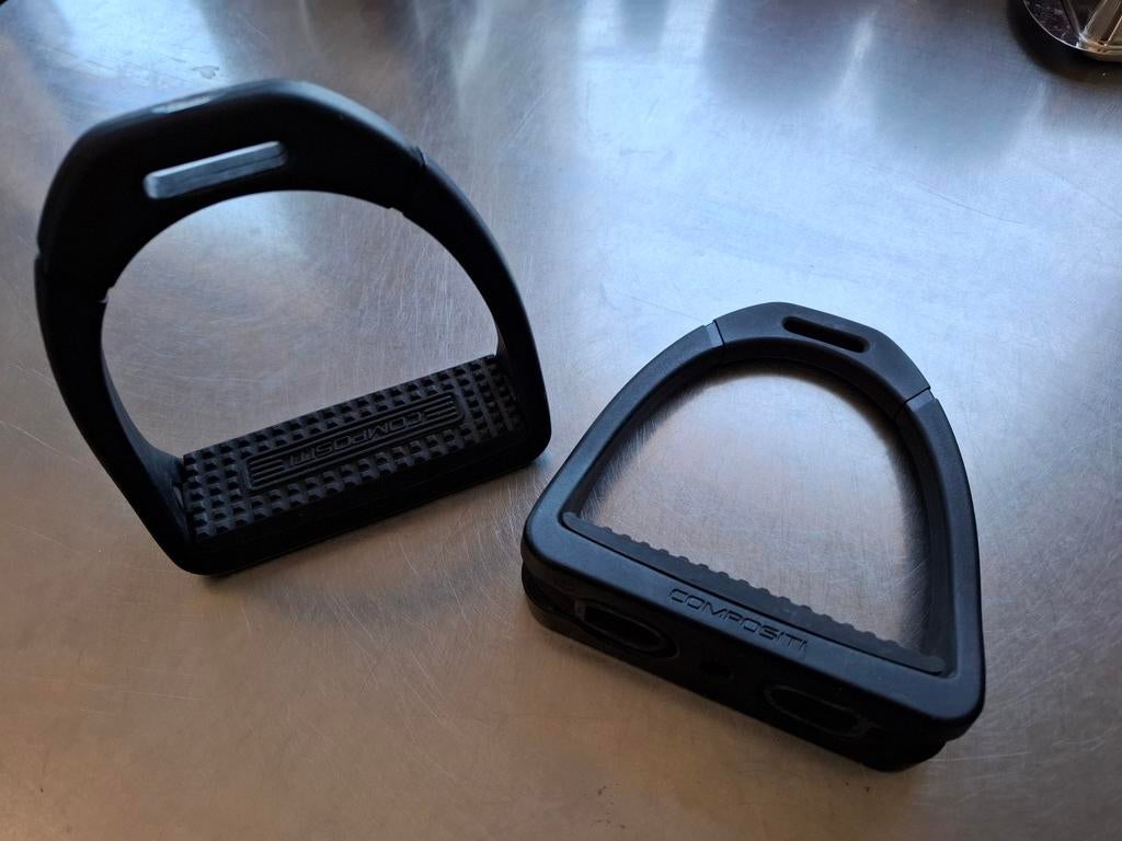 Stijgbeugels, Dieren en Toebehoren, Ophalen of Verzenden, Zo goed als nieuw