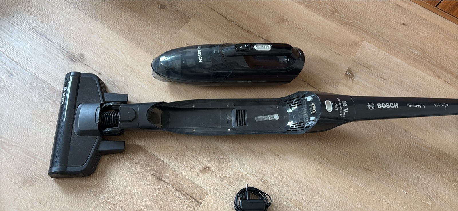 Foto 3 van Bosch Readyy'y Serie 2 16V 2in1 Steelstofzuiger