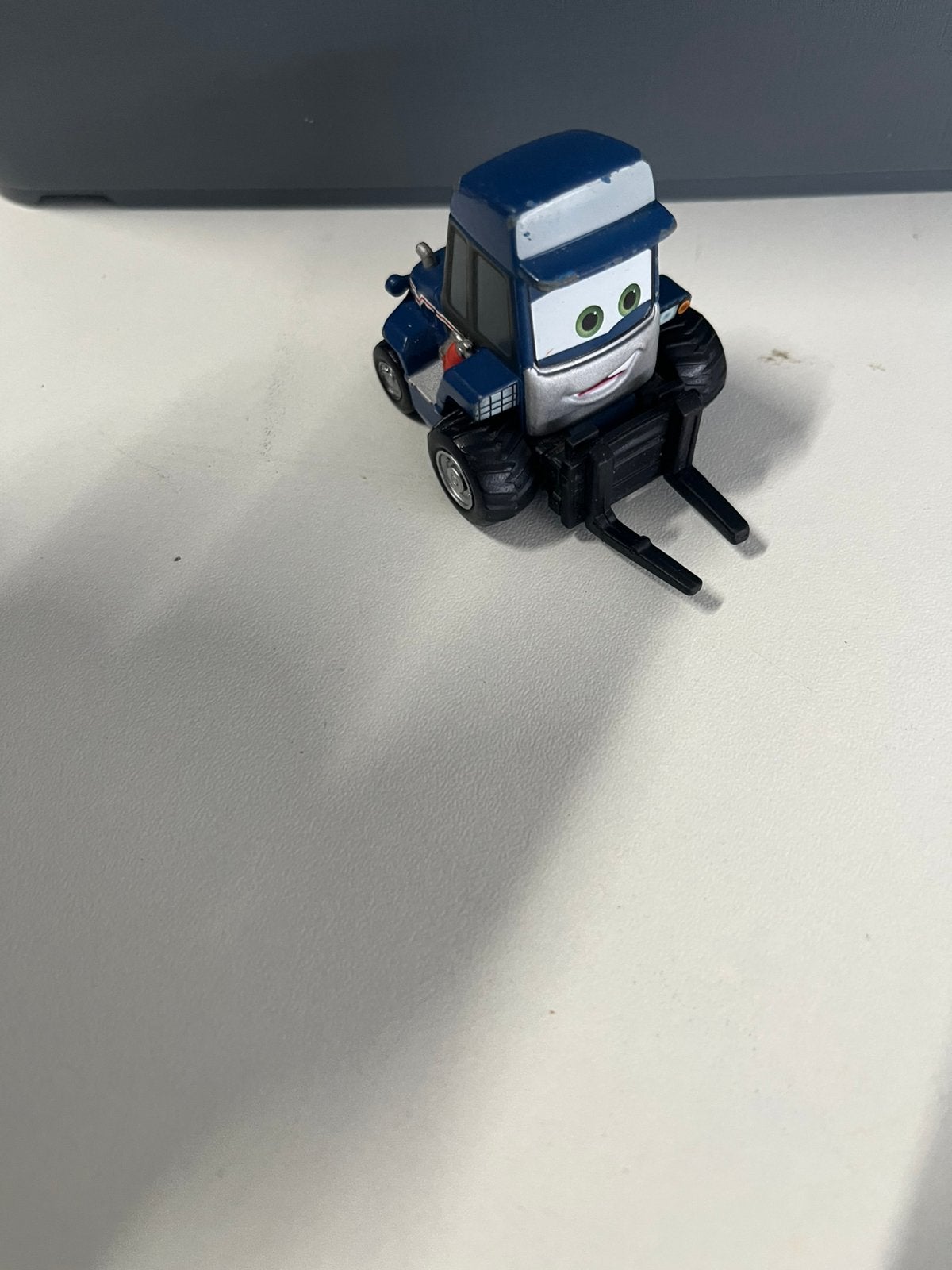 Disney Pixar Cars heftruck, Ophalen of Verzenden, Zo goed als nieuw