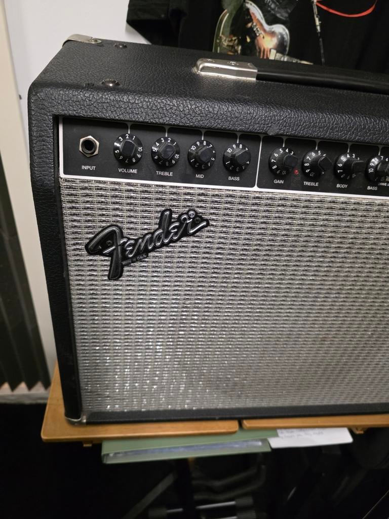 Fender Performer 650 incl Fender footswitch, Muziek en Instrumenten, Versterkers | Bas en Gitaar, Ophalen of Verzenden, Minder dan 50 watt