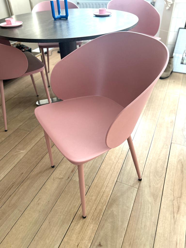 4 roze eetkamerstoelen kunststof loods 5, Huis en Inrichting, Kunststof, Gebruikt, Overige kleuren, Ophalen of Verzenden