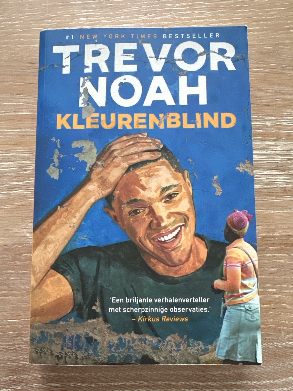 Trevor Noah - Kleurenblind (Paperback), Ophalen of Verzenden, Zo goed als nieuw, Film, Tv en Media