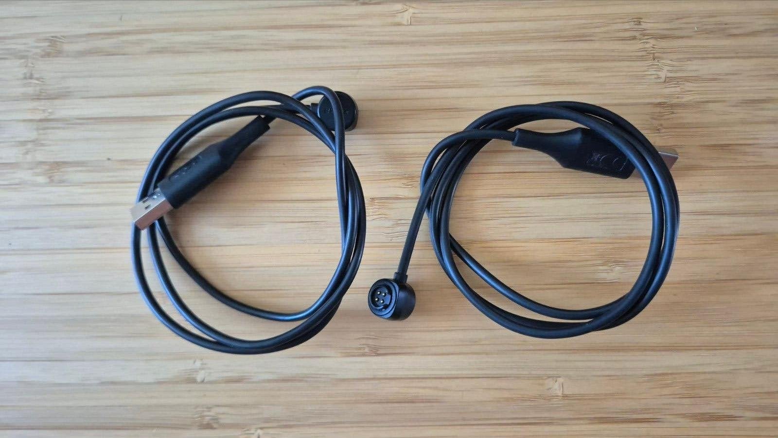 2 Oplaadsnoeren voor Polar M Smartwatch Smartwatch, Zwart, Ophalen of Verzenden, Zo goed als nieuw, Polar