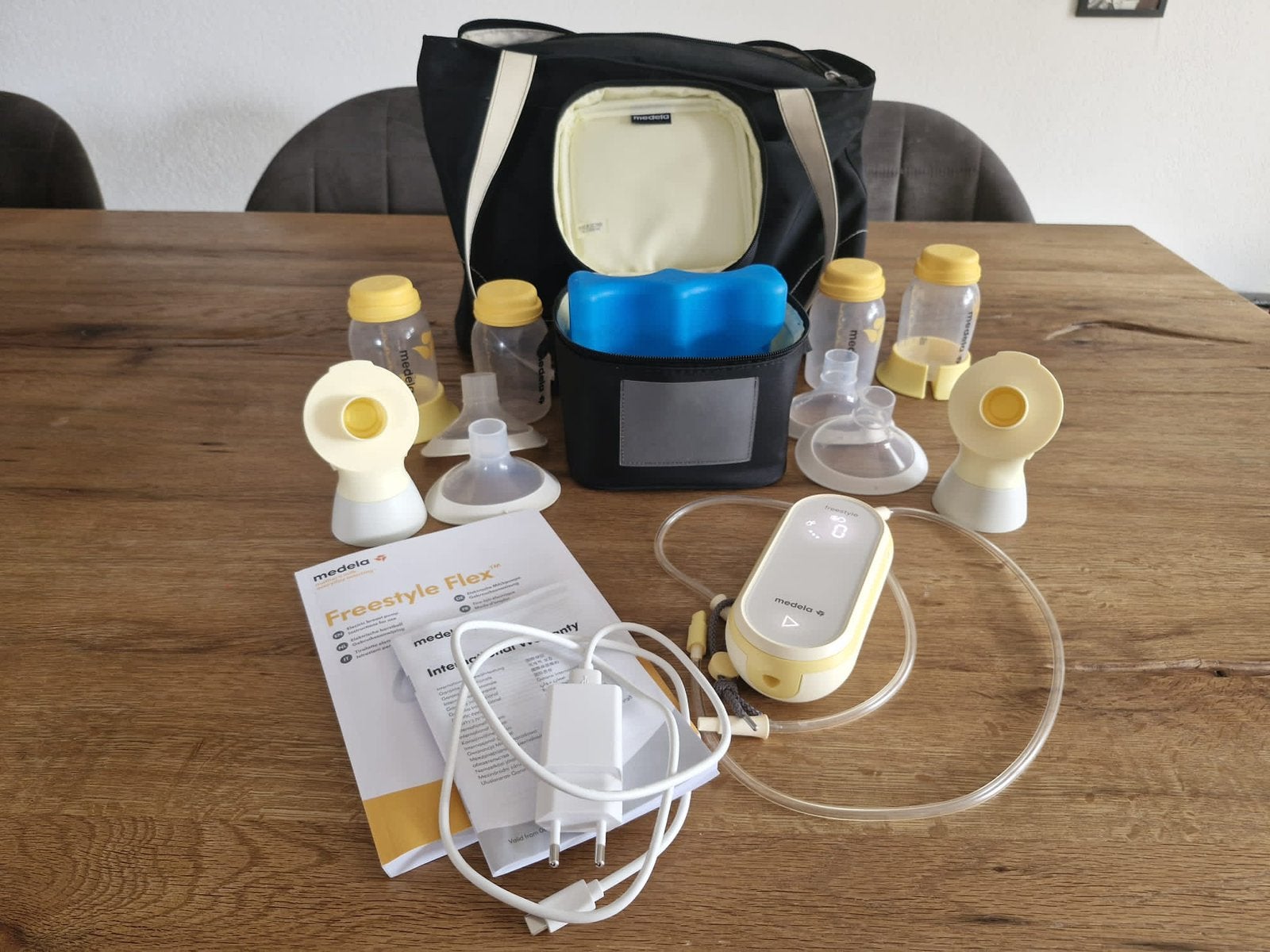 Medela freestyle kolfapparaat, Kinderen en Baby's, Ophalen of Verzenden, Zo goed als nieuw, Borstkolf