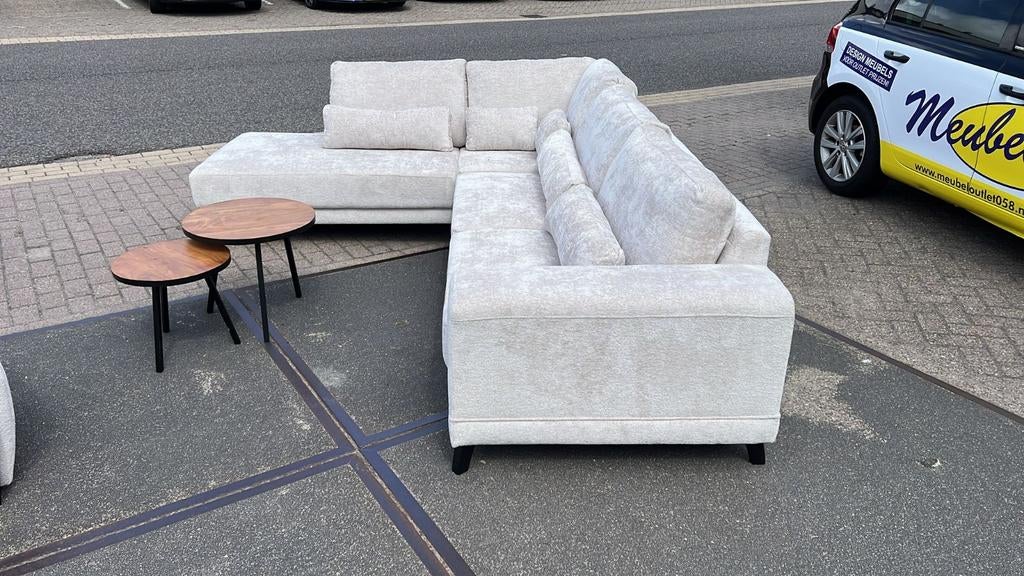 Hoekbank Teddy stof Beige super comfort 240 x 300 NIEUW, Huis en Inrichting, Banken | Bankstellen, Ophalen, 250 tot 300 cm, Hoekbank