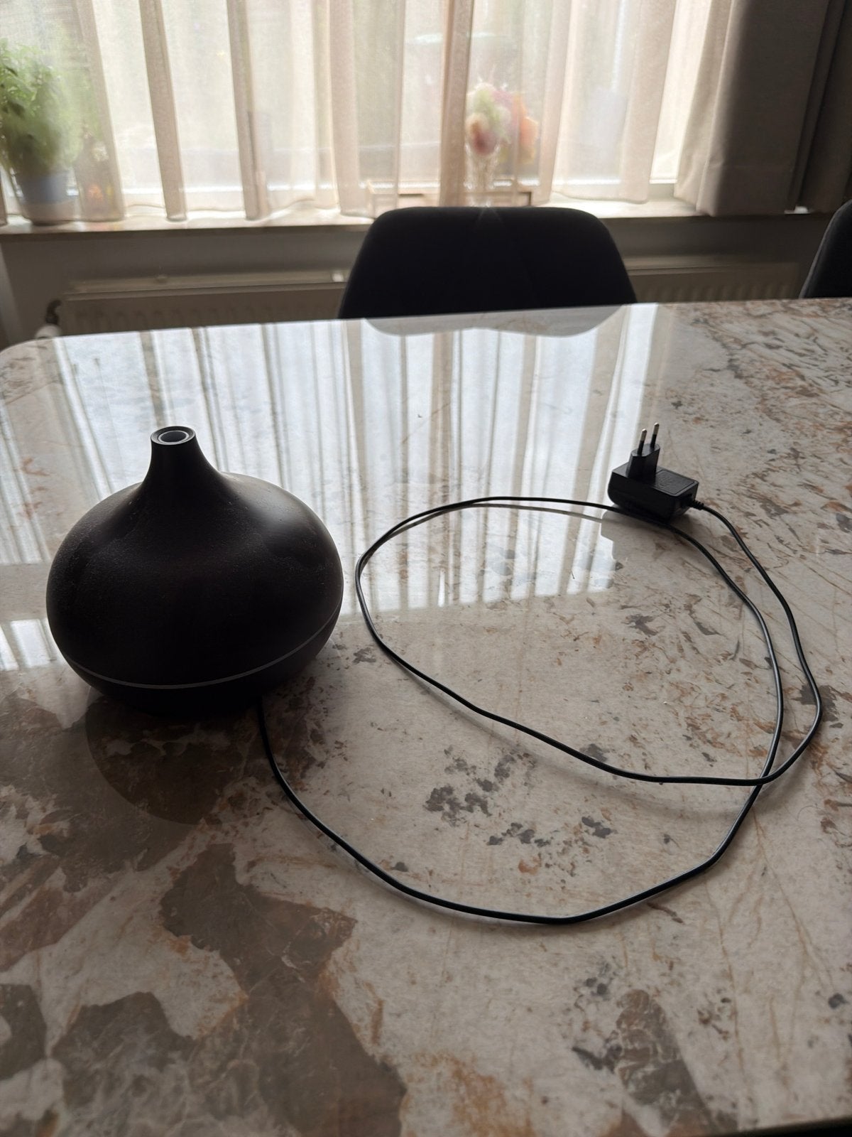 Stijlvolle Zwarte/Bruinige Diffuser, Ophalen of Verzenden, Gebruikt, Zwart, Modern