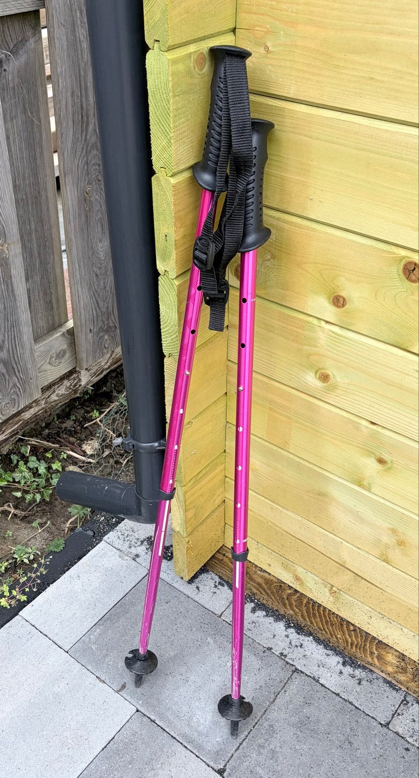 In lengte verstelbare wandel-/ skistokken - max 100 cm, Sport en Fitness, Skiën en Langlaufen, Gebruikt, Stokken, Skiën, Minder dan 100 cm