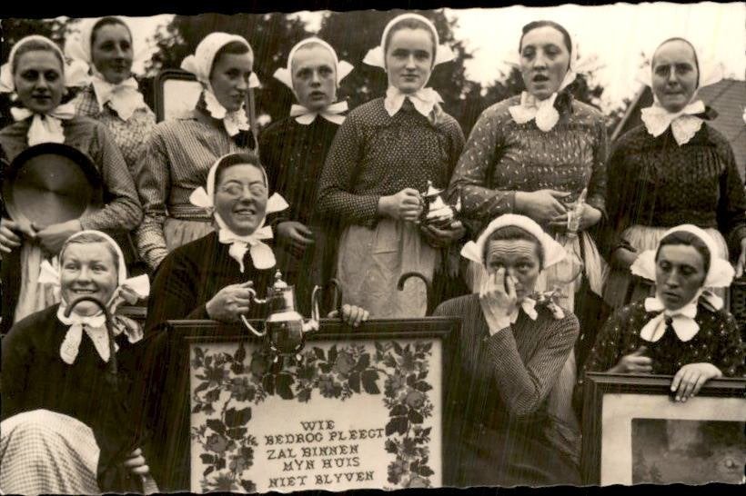 Vriezenveen - Bruidsstoet - 1930, Ophalen of Verzenden, 1920 tot 1940, Ongelopen, Overijssel