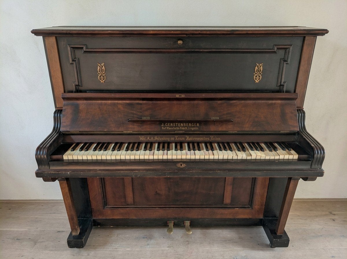 Antieke J. Gerstenberger Piano - Klassiek Muziekinstrument, Ophalen, Gebruikt, Bruin, Piano