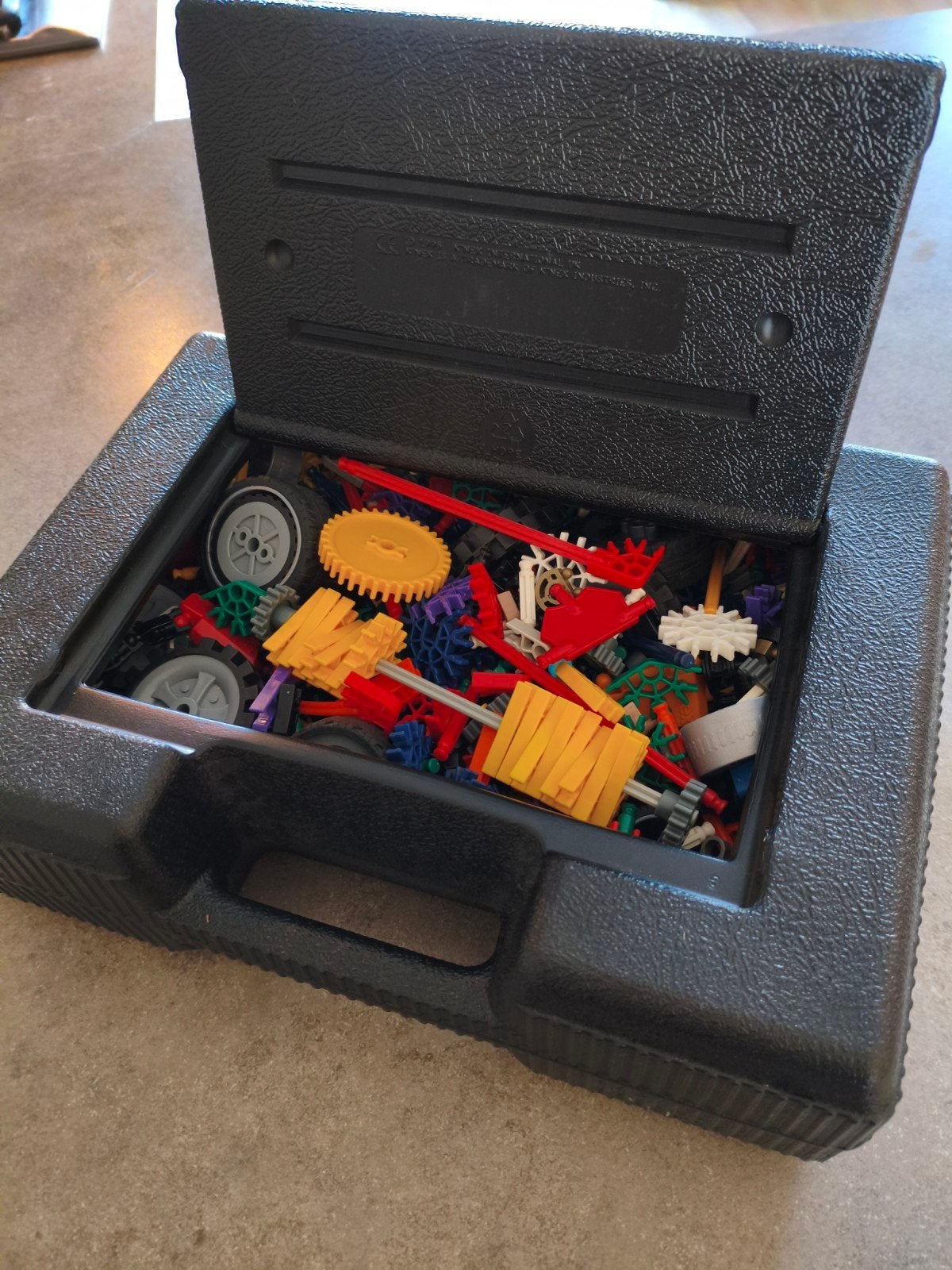Grote partij K'nex in koffer met voorbeeldenboekje, Ophalen, Gebruikt, K'nex