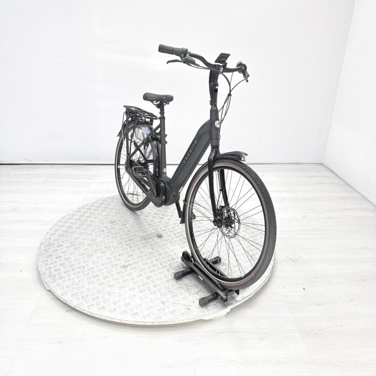 Gazelle Grenoble | 303KM | DEMO | 500WH Dames zwart 57cm, Ophalen, Gebruikt, -, -