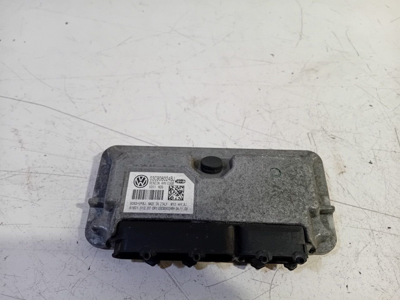 Computer motormanagement Volkswagen Polo, Onderdelen@venauto.nl, Van der Ven Autorecycling B.V., Gebruikt, Ettenseweg 76, 4706 PB Roosendaal, The Netherlands
