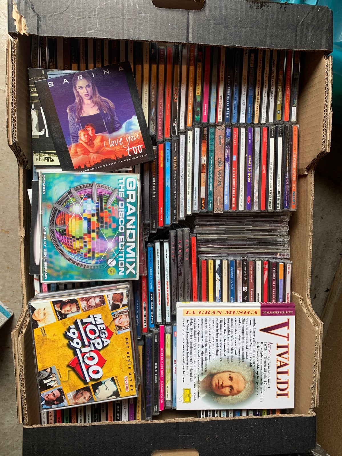 Partij ca. 300 CD’s, DVD’s & vinyl singles, Ophalen, Zo goed als nieuw