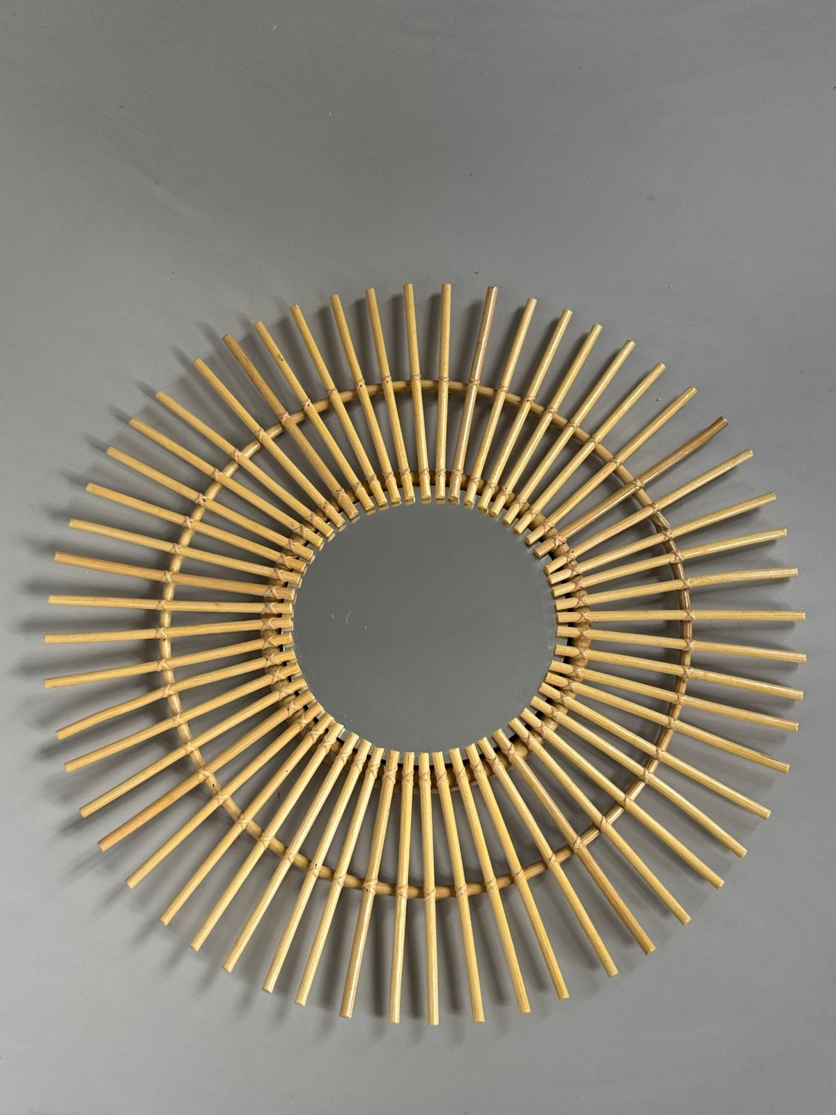 Rotan/ bamboe wandspiegel, Ophalen, Rond, Zo goed als nieuw, Minder dan 100 cm