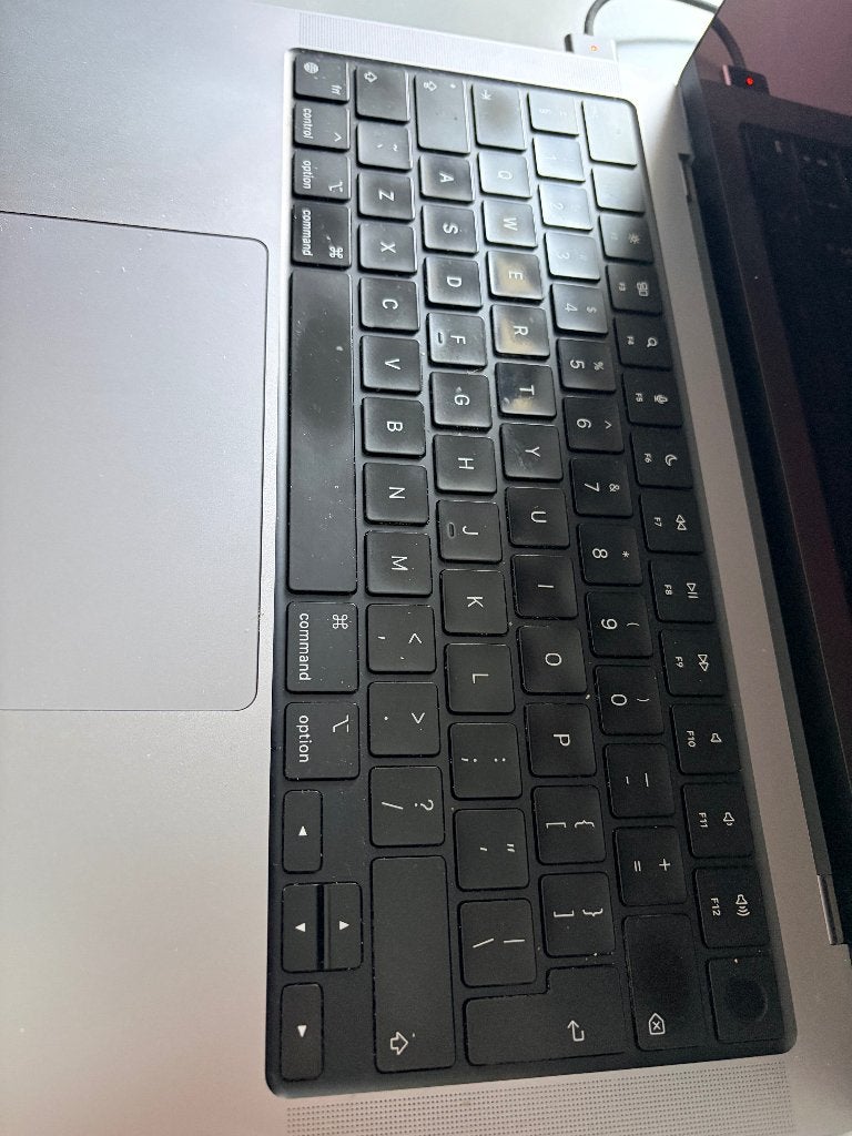 Foto 14 van MacBook Pro 14 inch M1 Pro 16GB RAM 512GB SSD