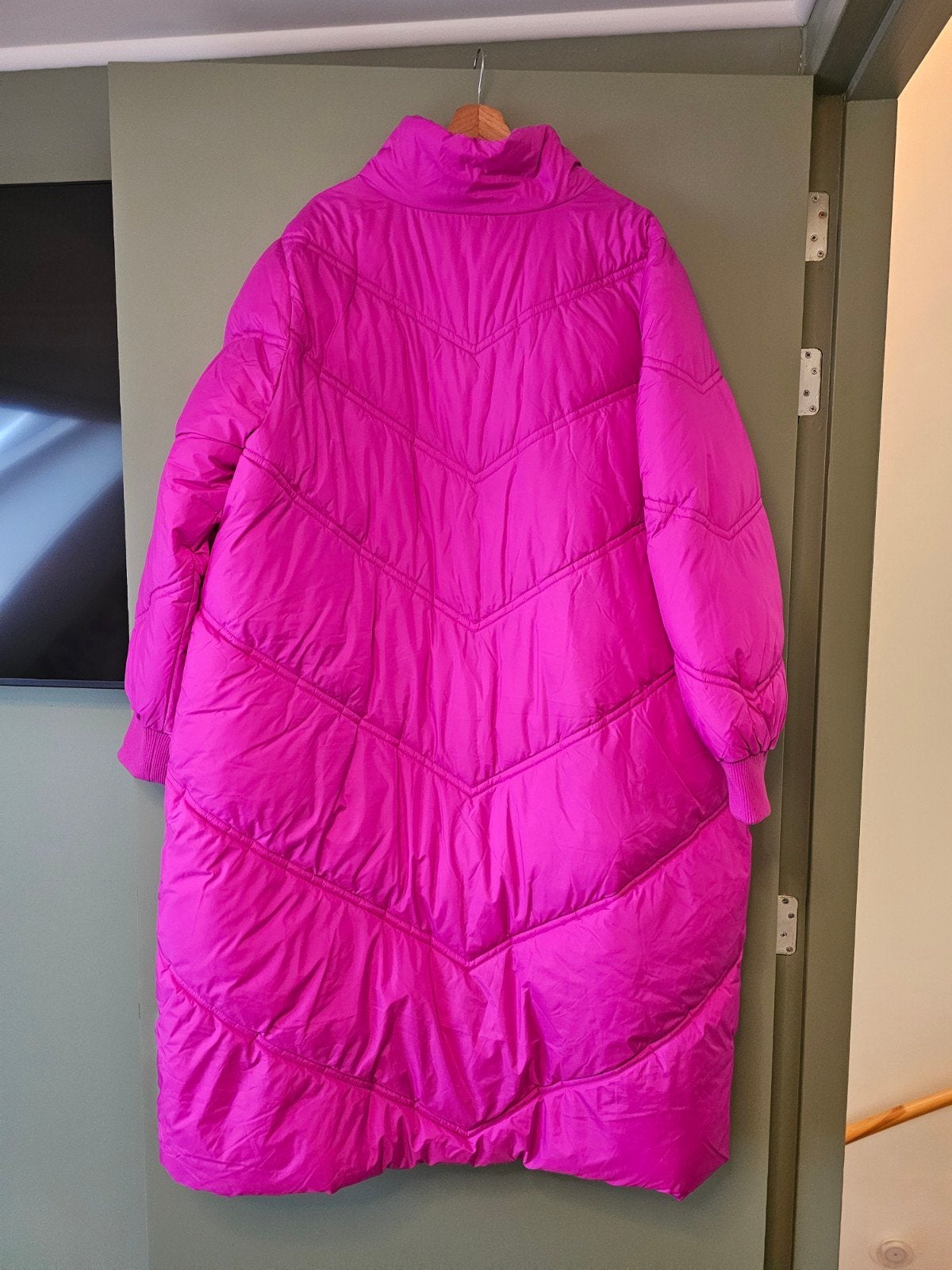 Zizzi Lange Puffer Jas - Levendig Roze, Maat XL, Zizzi, Maat 46/48 (XL) of groter, Ophalen of Verzenden, Zo goed als nieuw