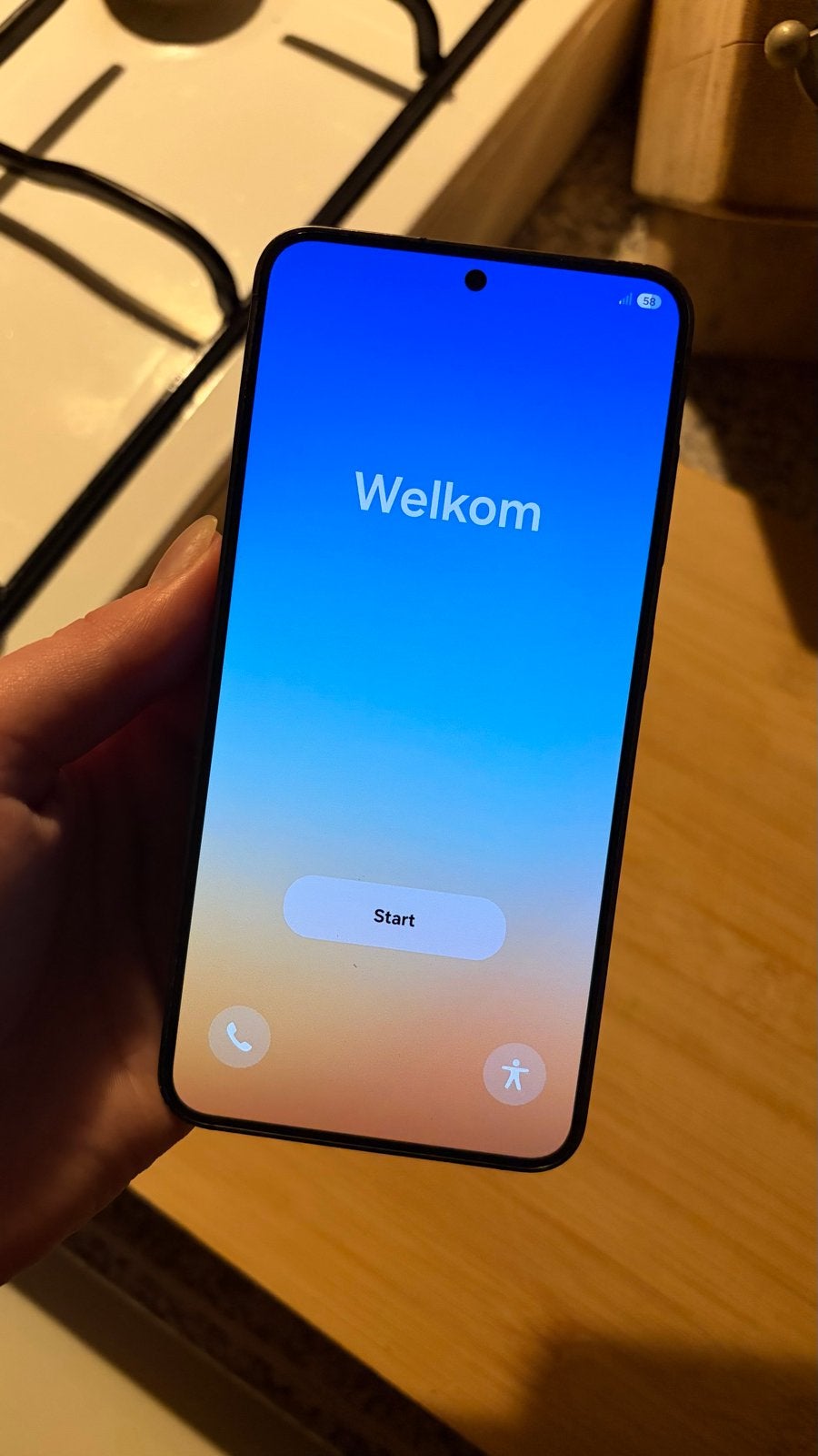 Foto 2 van Samsung Galaxy S24 128GB Zwart - Zo goed als nieuw