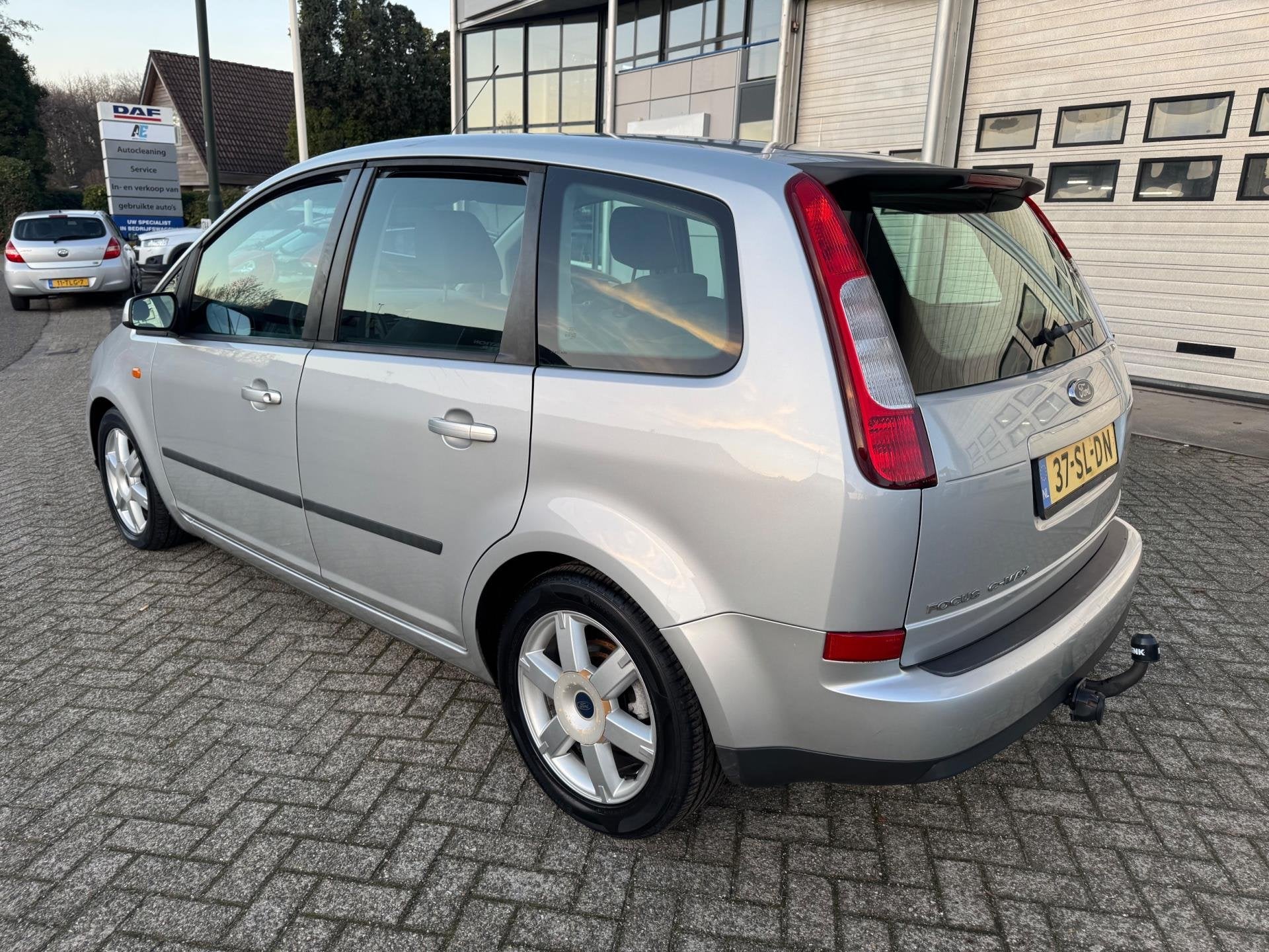 Ford Focus C-Max 1.8-16V Futura AUTOMAAT, Airco, 125 pk, Gebruikt, 700 kg, Origineel Nederlands