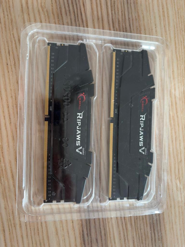 Ram geheugen - G.SKill Ripjaws V - DDR4 - nooit gebruikt, Ophalen, DDR4, Nieuw, Desktop