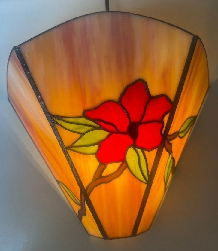 Tiffany-stijl wandlamp met bloemmotief, Ophalen of Verzenden