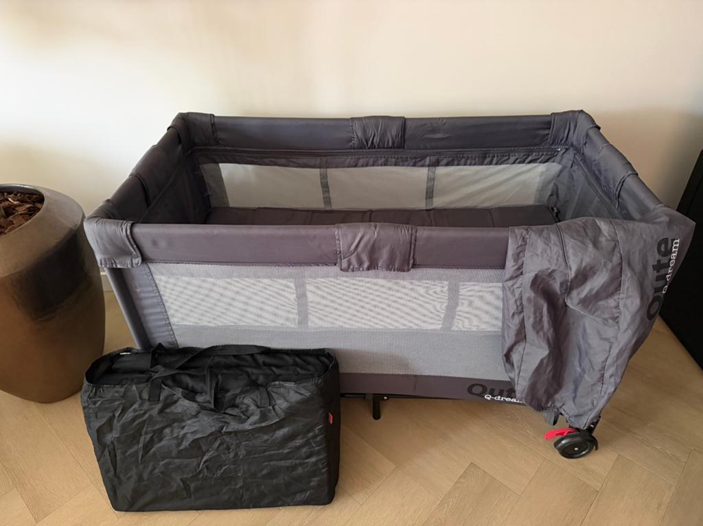 METEEN OPHALEN Qute Q-dream campingbed met matrasje, Ophalen, Zo goed als nieuw, Minder dan 140 cm, Matras