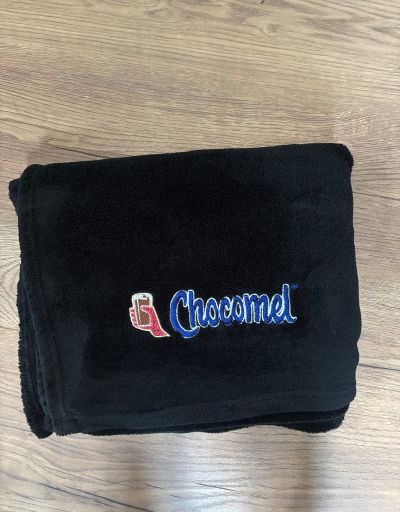 Nieuw origineel Chocomel fleecedeken, groot en zwart, Huis en Inrichting, Zwart, Fleecedeken, Verzenden, Fleece