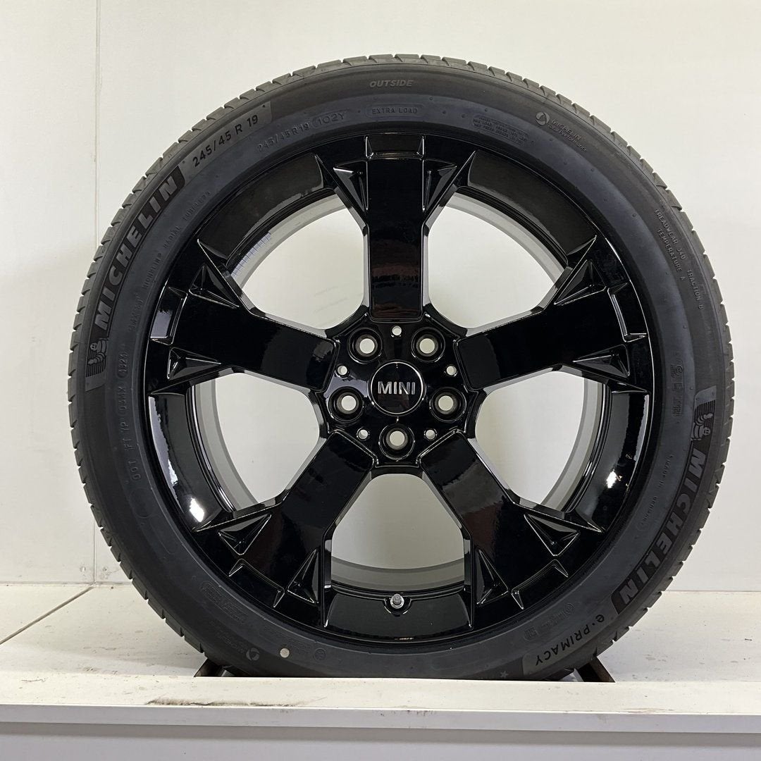 MINI COUNTRYMAN U25 JCW 948 SET VELGEN + ZOMERBANDEN 19 INCH, Auto-onderdelen, Banden en Velgen, 19 inch, -, -, Banden en Velgen
