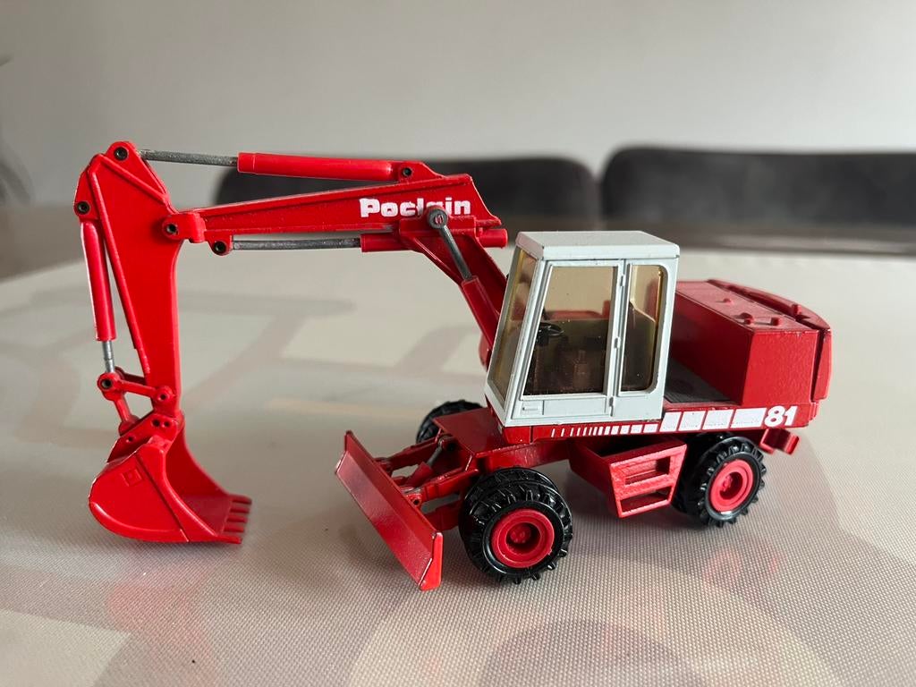 Poclain 81 mobiele graafmachine Conrad 2893, Ophalen of Verzenden, Zo goed als nieuw, Hijskraan, Tractor of Landbouw, Conrad
