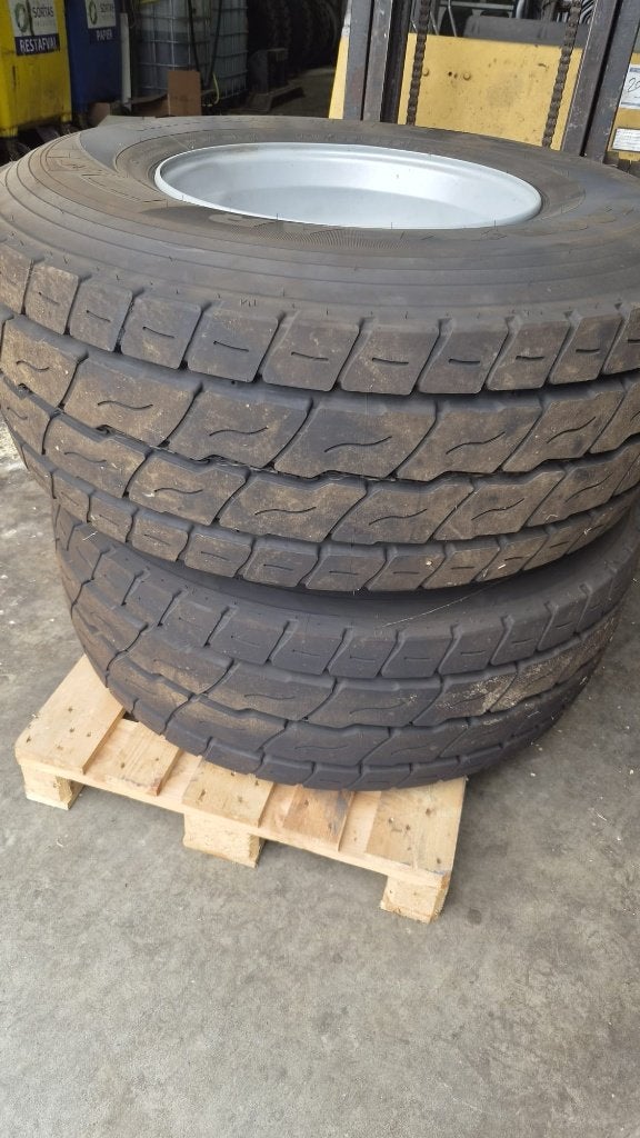 Banden + velgen 445/65 R22.5, Zakelijke goederen, Ophalen of Verzenden