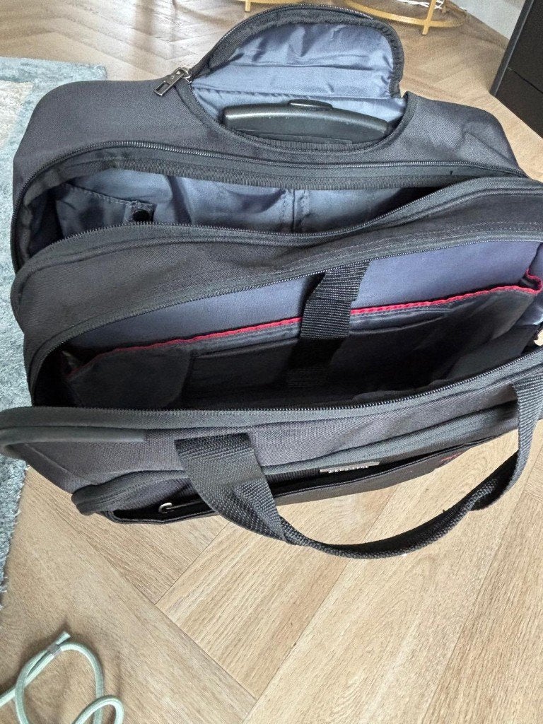 laptop tas, Computers en Software, Laptoptassen, Zo goed als nieuw, Trolleytas, 17 inch of meer, Samsonite, Zwart, Ophalen