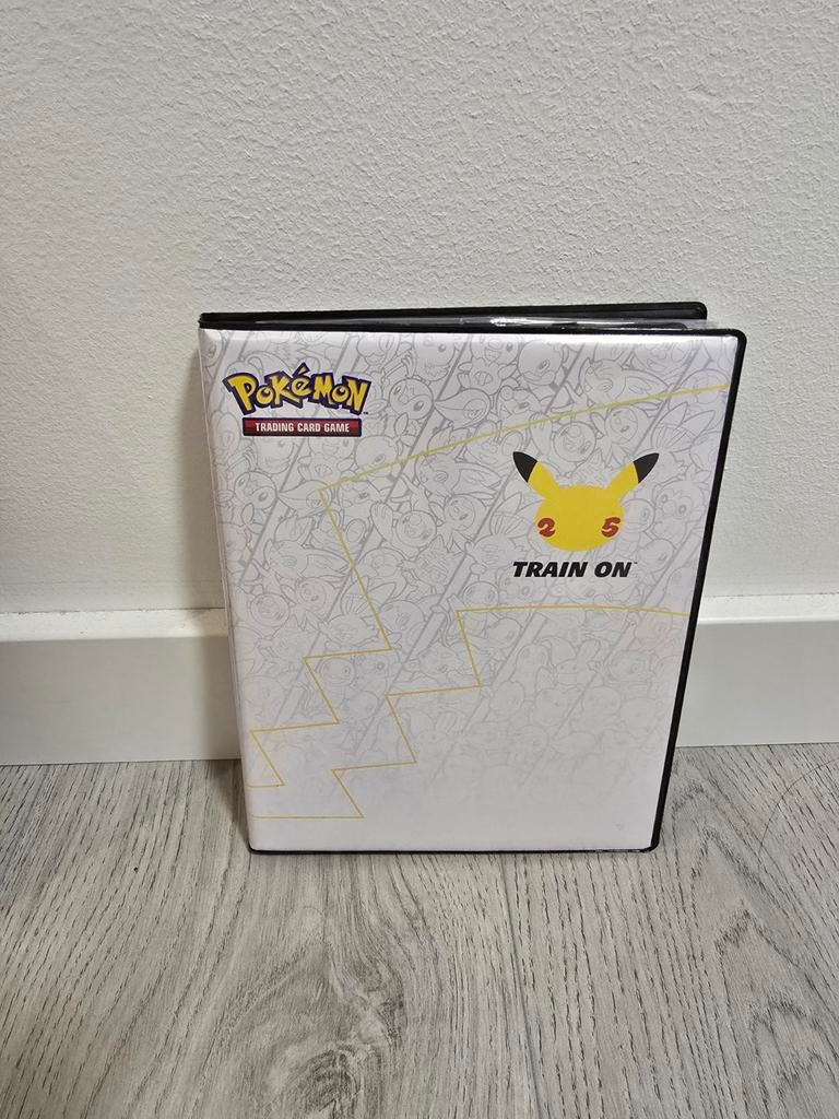 Pokemon jumbo kaarten incl. map, Ophalen of Verzenden, Zo goed als nieuw, Meerdere kaarten, Foil