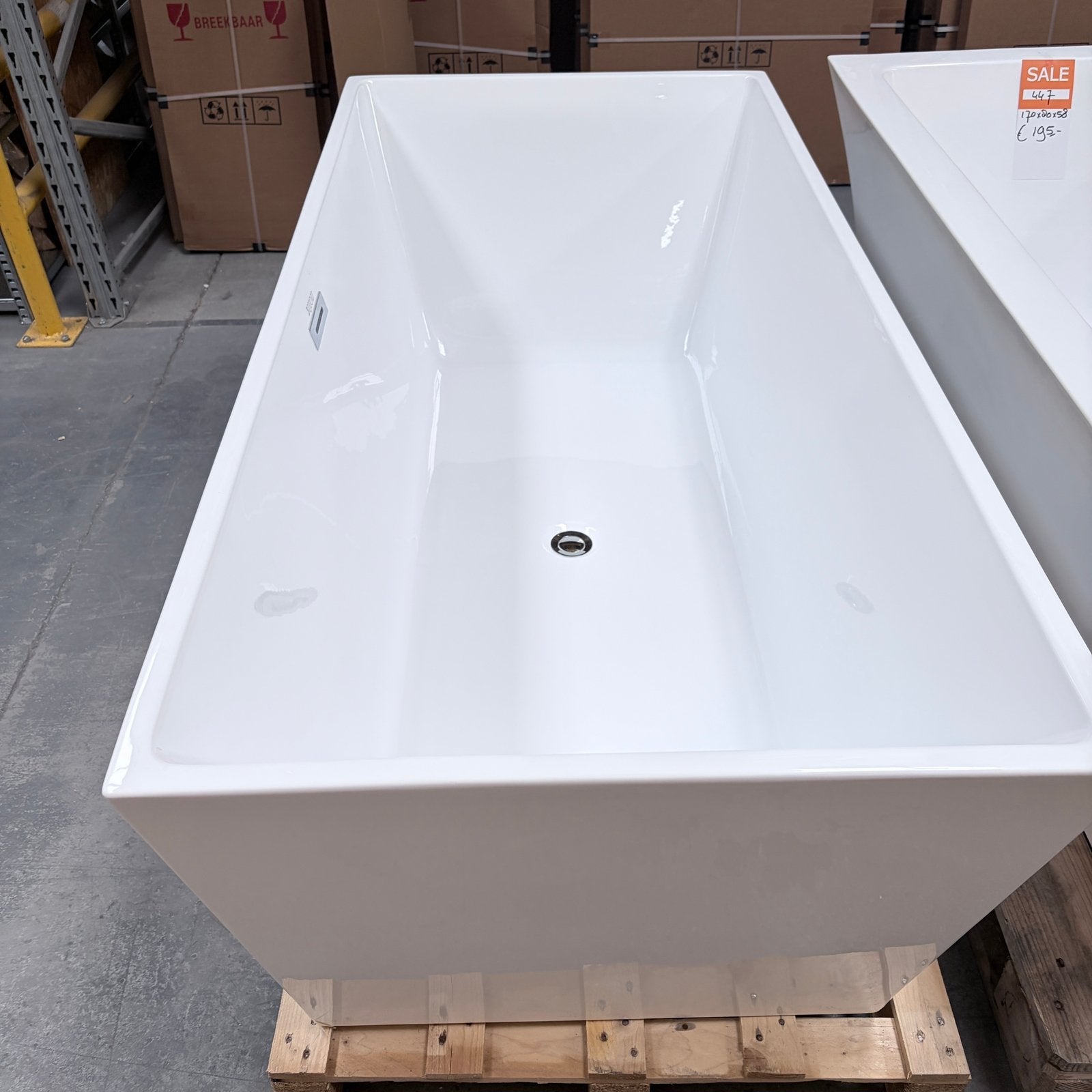 Vrijstaand Ligbad 170cm – OP=OP Actie Bad nr448, Ophalen, Nieuw