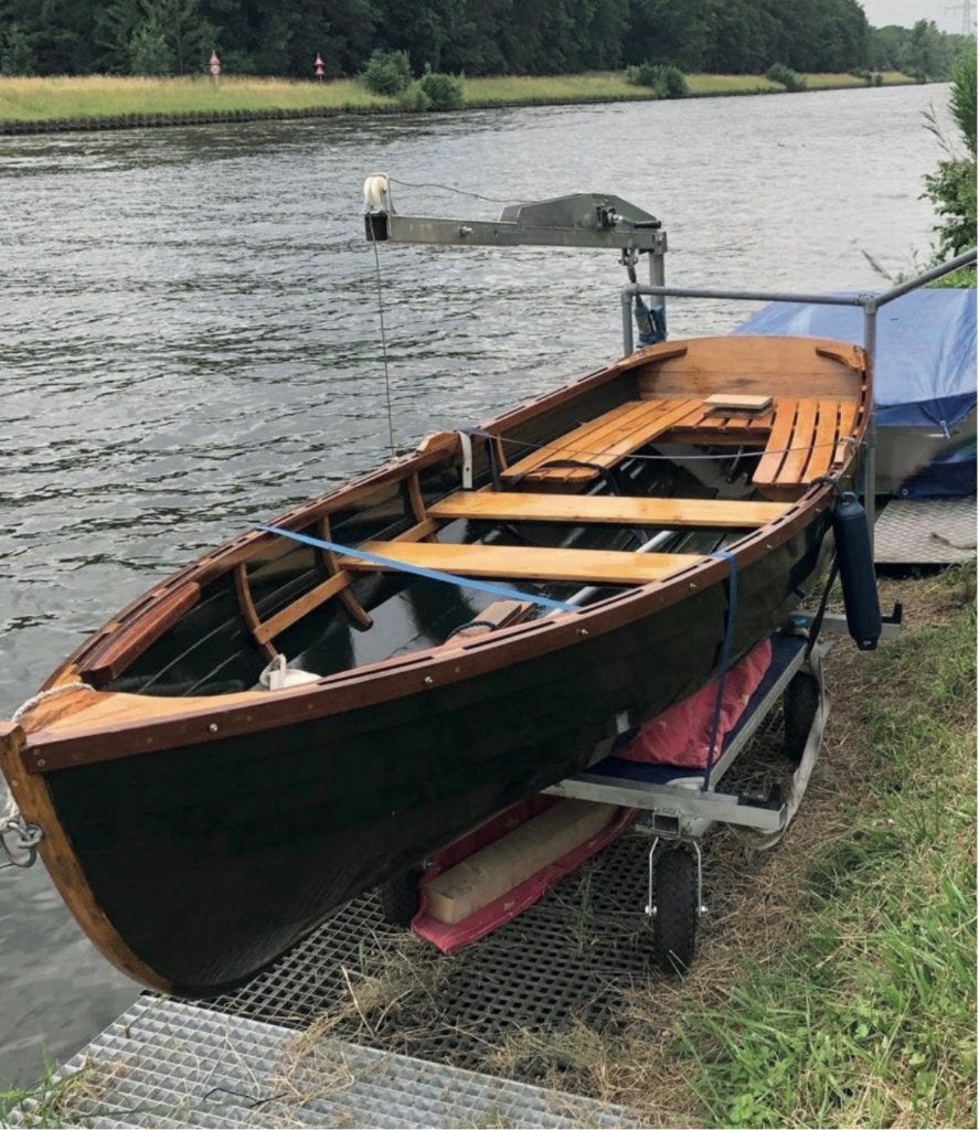 Boot 12 voetsjol, Ophalen, Gebruikt, Inclusief trailer, Hout