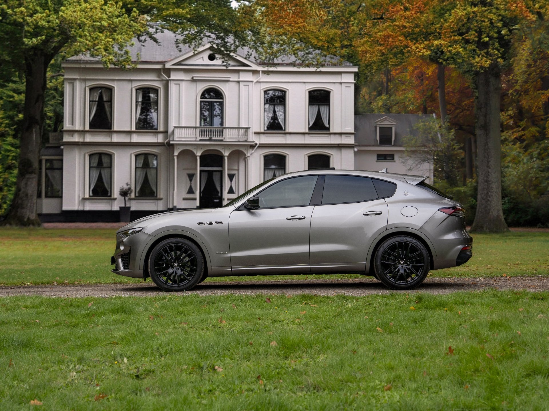 Maserati Levante 3.0 V6 S AWD GranSport | Facelift | Bowers, Auto's, Automaat, Dealer onderhouden, 430 pk, Gebruikt