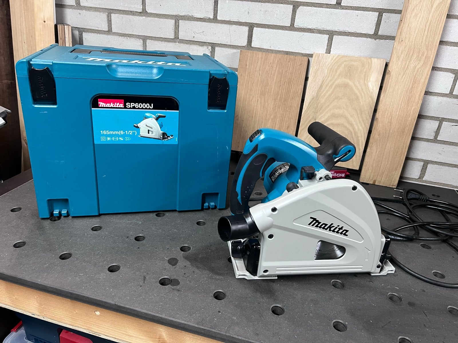 Makita SP6000J invalzaag met Mbox/geleiderail, Ophalen, Invalzaag, Zo goed als nieuw, 30 tot 70 mm