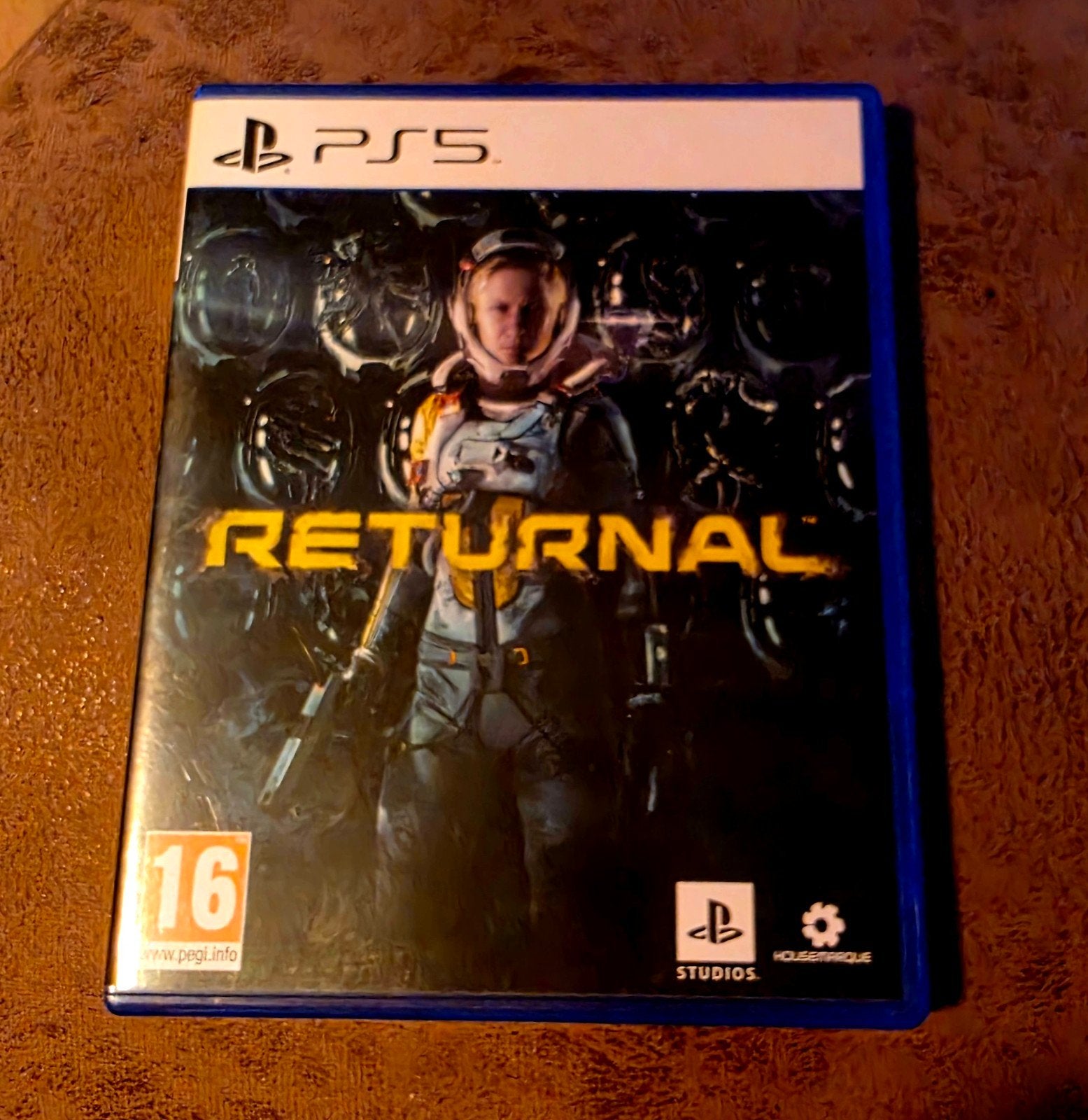 Returnal PS5 - Zo goed als nieuw, Spelcomputers en Games, Ophalen of Verzenden