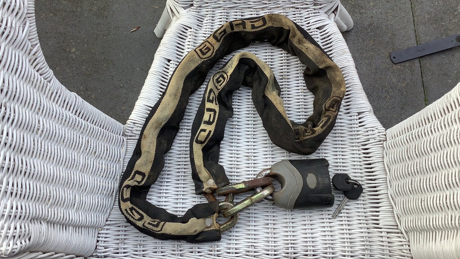 Zwaar ketting slot 130 cm lang voor Motor/brommer/boot…, Ophalen of Verzenden, Gebruikt