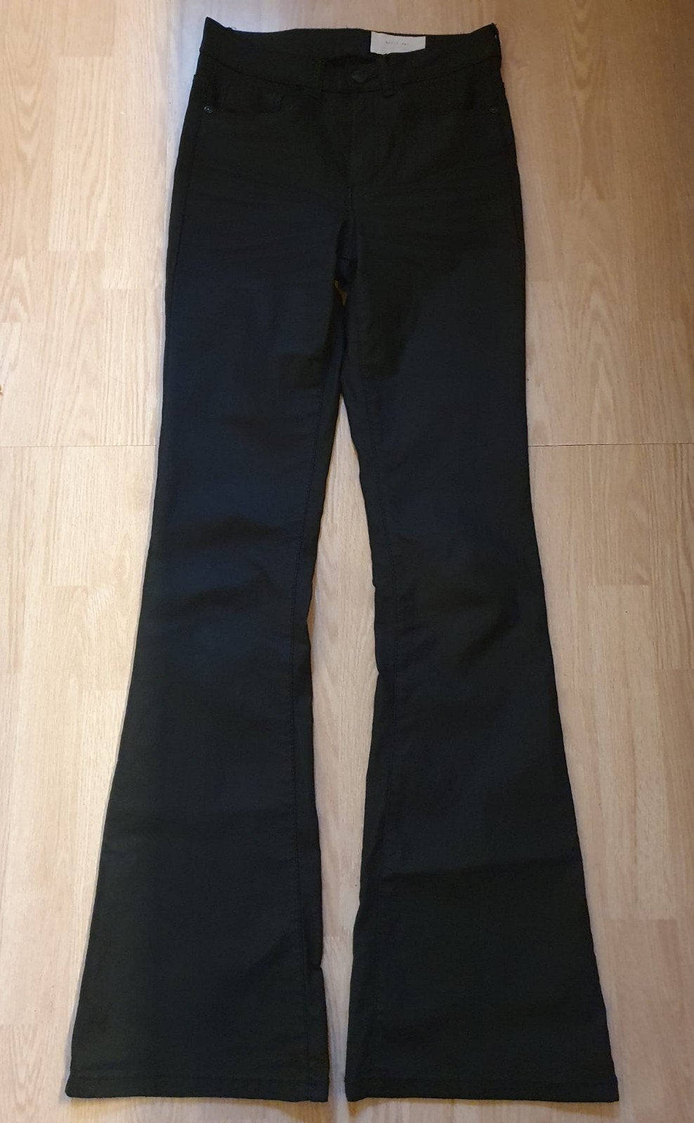 Jeans Flared van Noisy May, Verzenden, Zwart, Zo goed als nieuw, W28 - W29 (confectie 36)