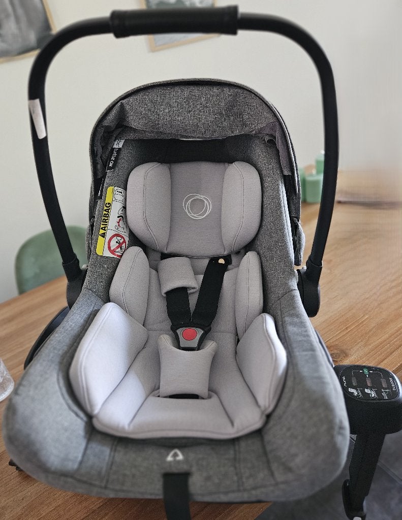 Bugaboo Turtle Air by Nuna + Bugaboo 360 Isofix base by Nuna, Kinderen en Baby's, Autogordel of Isofix, Gebruikt, Verstelbare rugleuning