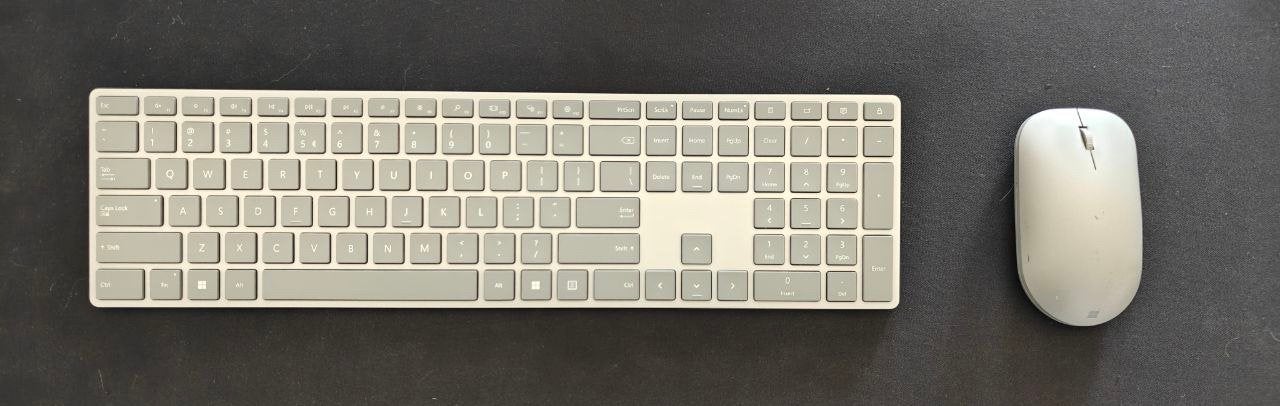 Microsoft Surface Keyboard SC Bluetooth Grijs en muis, Computers en Software, Toetsenborden, Toetsenbord en muis-set, Ophalen of Verzenden