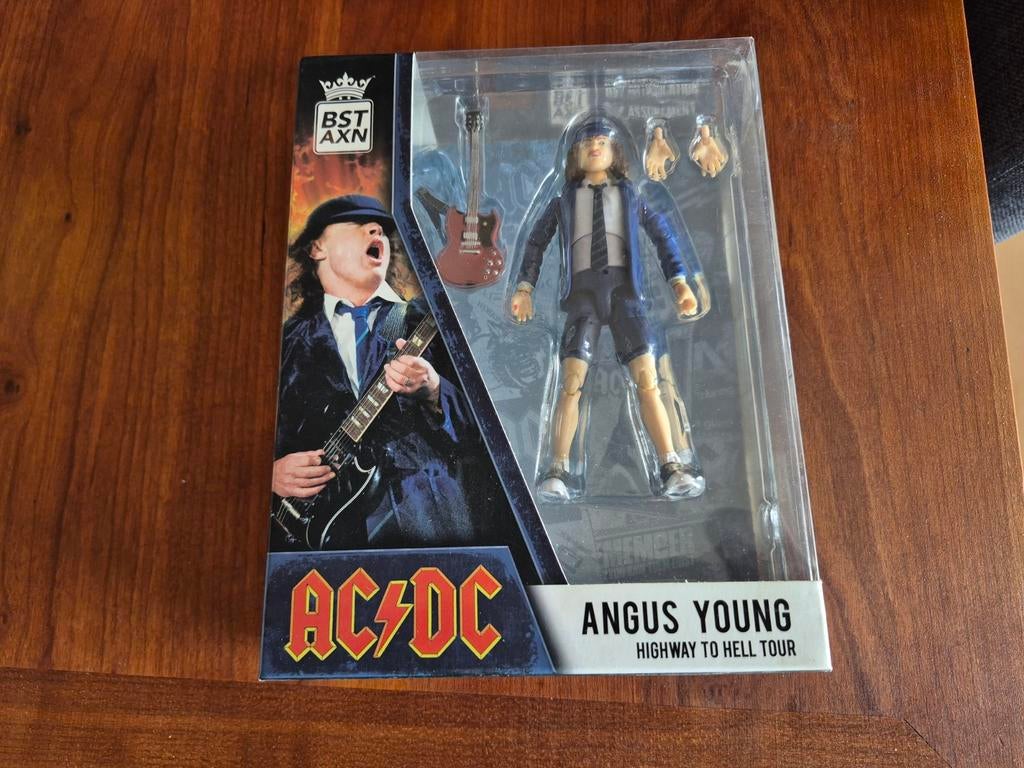 Angus Young ACDC Poppetje Figuur, Ophalen of Verzenden, Nieuw, Pop, Beeldje of Miniatuur
