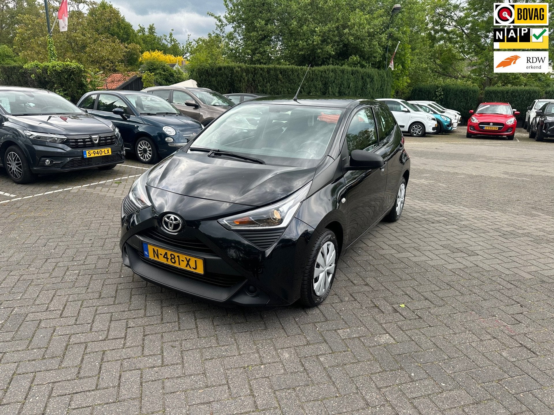 Toyota Aygo 1.0 VVT-i x-fun , 5 deurs , airco , 125.000 km, Voorwielaandrijving, Gebruikt, Euro 6, 4 stoelen