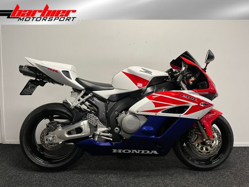 Honda CBR 1000 RR FIREBLADE (bj 2004), Honda, 4 cilinders, Motorrijbewijs A, Bedrijf