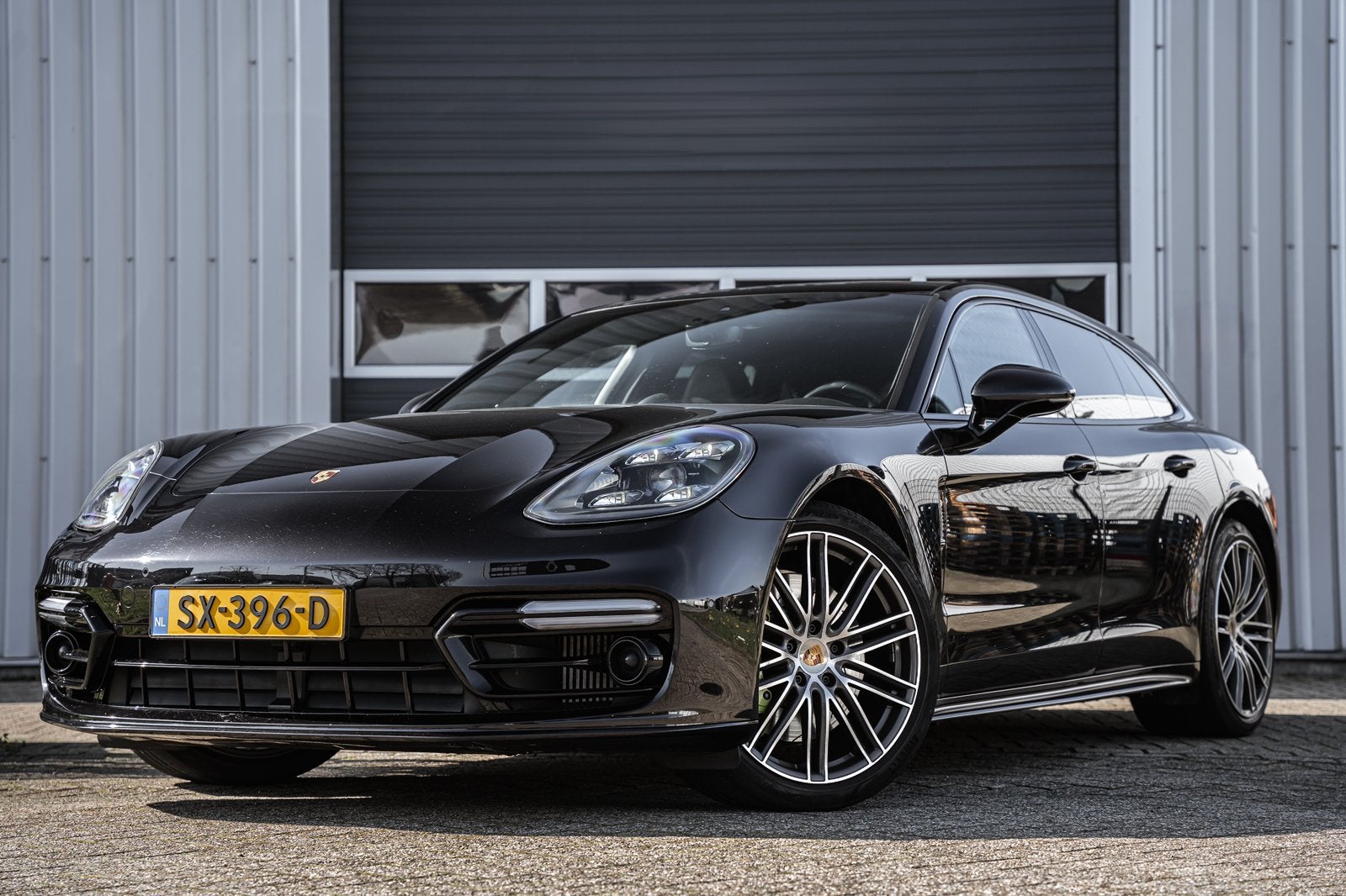 Porsche Panamera 2.9 V6 E-hybrid 462pk PDK 2018 Zwart, Auto's, Automaat, 2165 kg, Zwart, 38 km/l