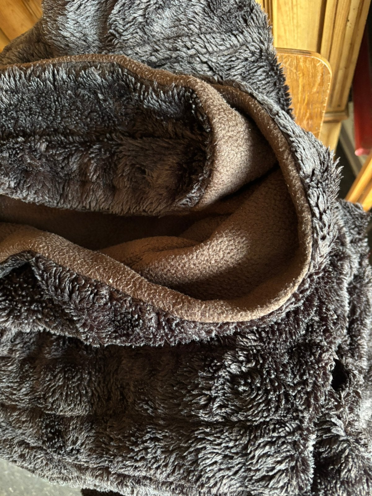 2 donkerbruine dekens plaid, Huis en Inrichting, Ophalen of Verzenden, Zo goed als nieuw