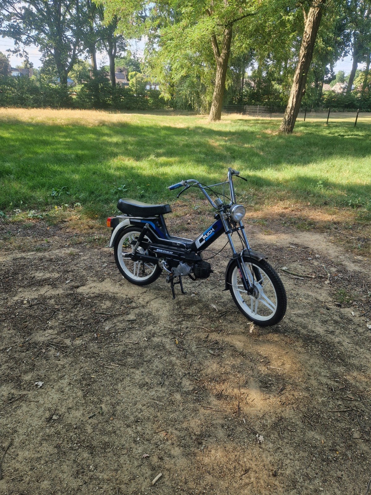 puch maxi starlet met geel kenteken, Fietsen en Brommers, Ophalen, Zo goed als nieuw
