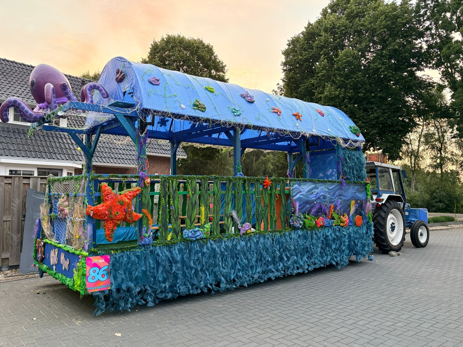 Praalwagen Onderwaterwereld, Hobby en Vrije tijd, Feestartikelen, Ophalen, Gebruikt, Carnaval