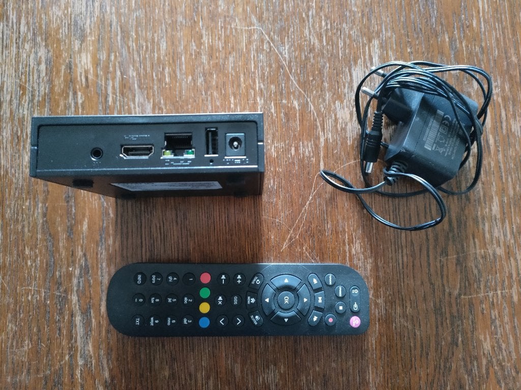 Amino box tv kastje, Audio, Tv en Foto, Decoders en Harddiskrecorders, Ophalen, Zo goed als nieuw, Decoder